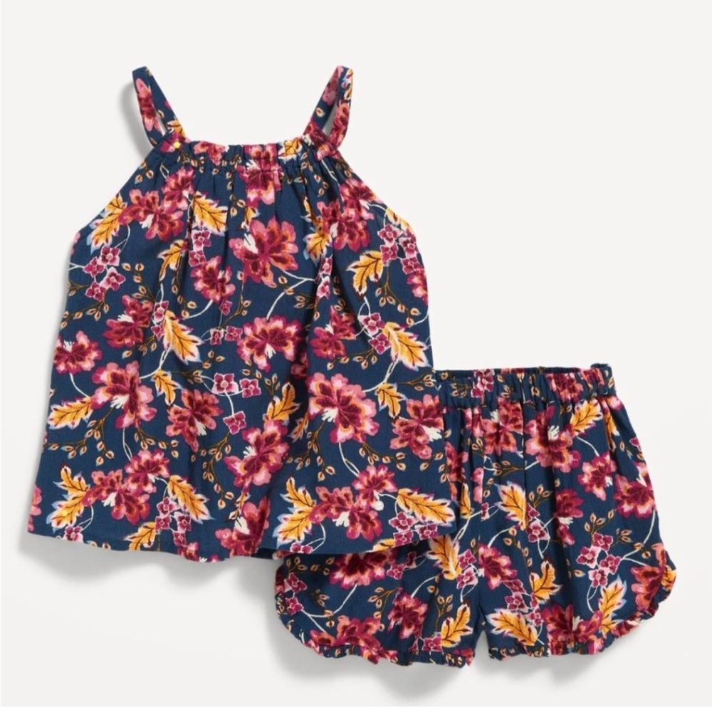 Old Navy Mommy and Me / Mama and Mini Matching Outfits Set
